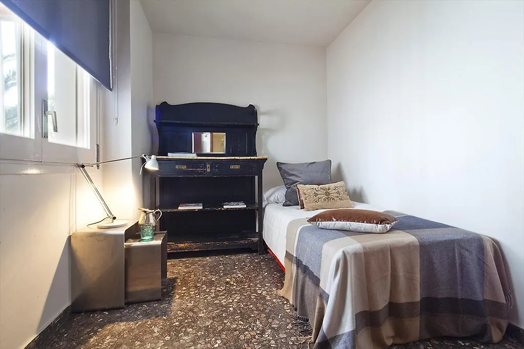 Apartment Barcelona Rentals - Classic Bonanova Apartment