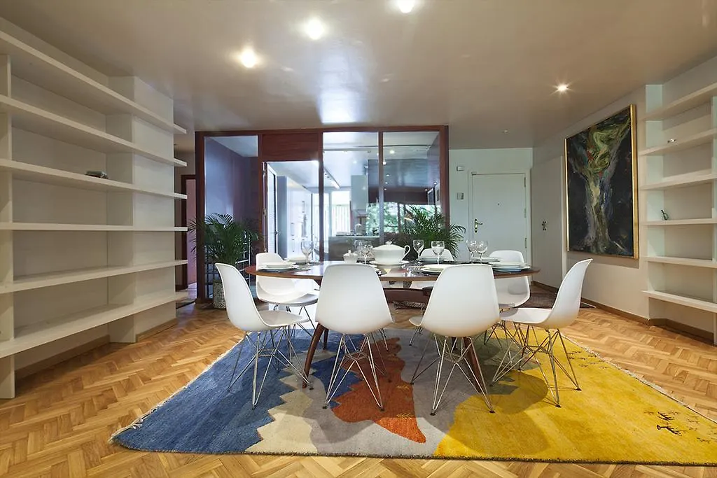 Apartment Barcelona Rentals - Classic Bonanova Apartment