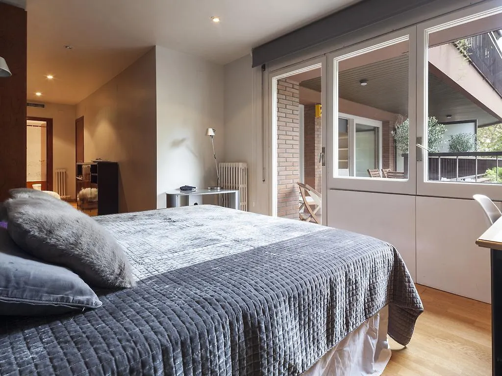 Apartment Barcelona Rentals - Classic Bonanova Apartment Ισπανία