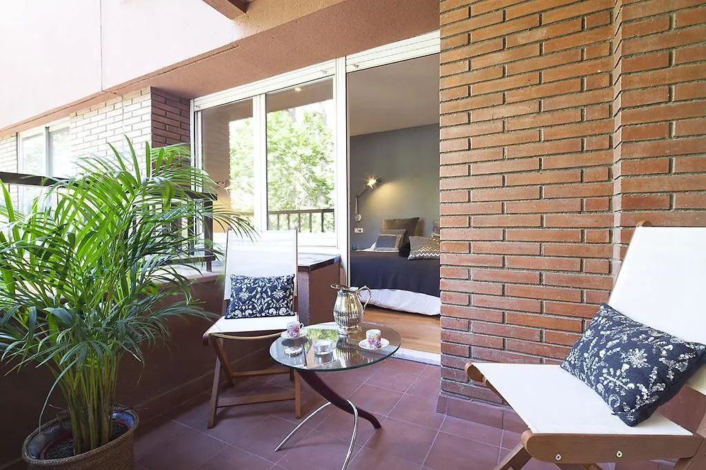 Apartment Barcelona Rentals - Classic Bonanova Apartment