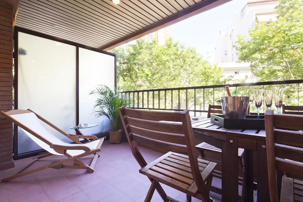 Apartment Barcelona Rentals - Classic Bonanova Apartment